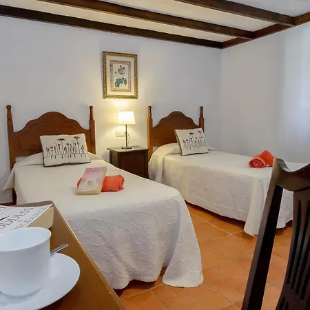 Clara Lanzarote - Macaronesiahomes *