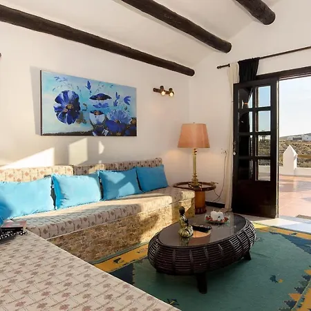 Clara Lanzarote - Macaronesiahomes * Tegoyo