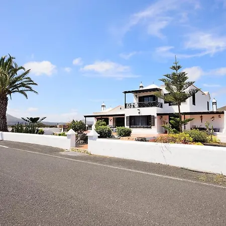 Clara Lanzarote - Macaronesiahomes דירה *